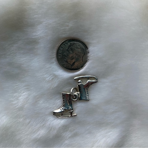 Sterling Silver Ice-skates Charm for Bracelet or Necklace Pendant Charm! - Picture 3 of 3